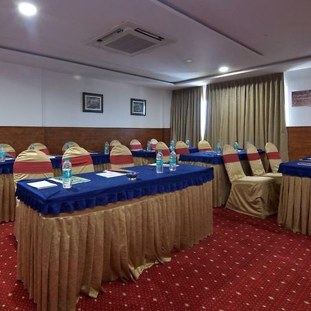 I V Sanctum Hotel Μπανγκαλόρ Εξωτερικό φωτογραφία