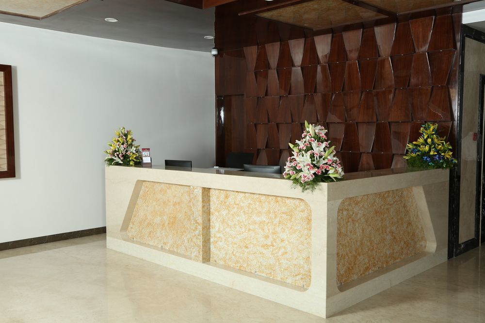 I V Sanctum Hotel Μπανγκαλόρ Εξωτερικό φωτογραφία