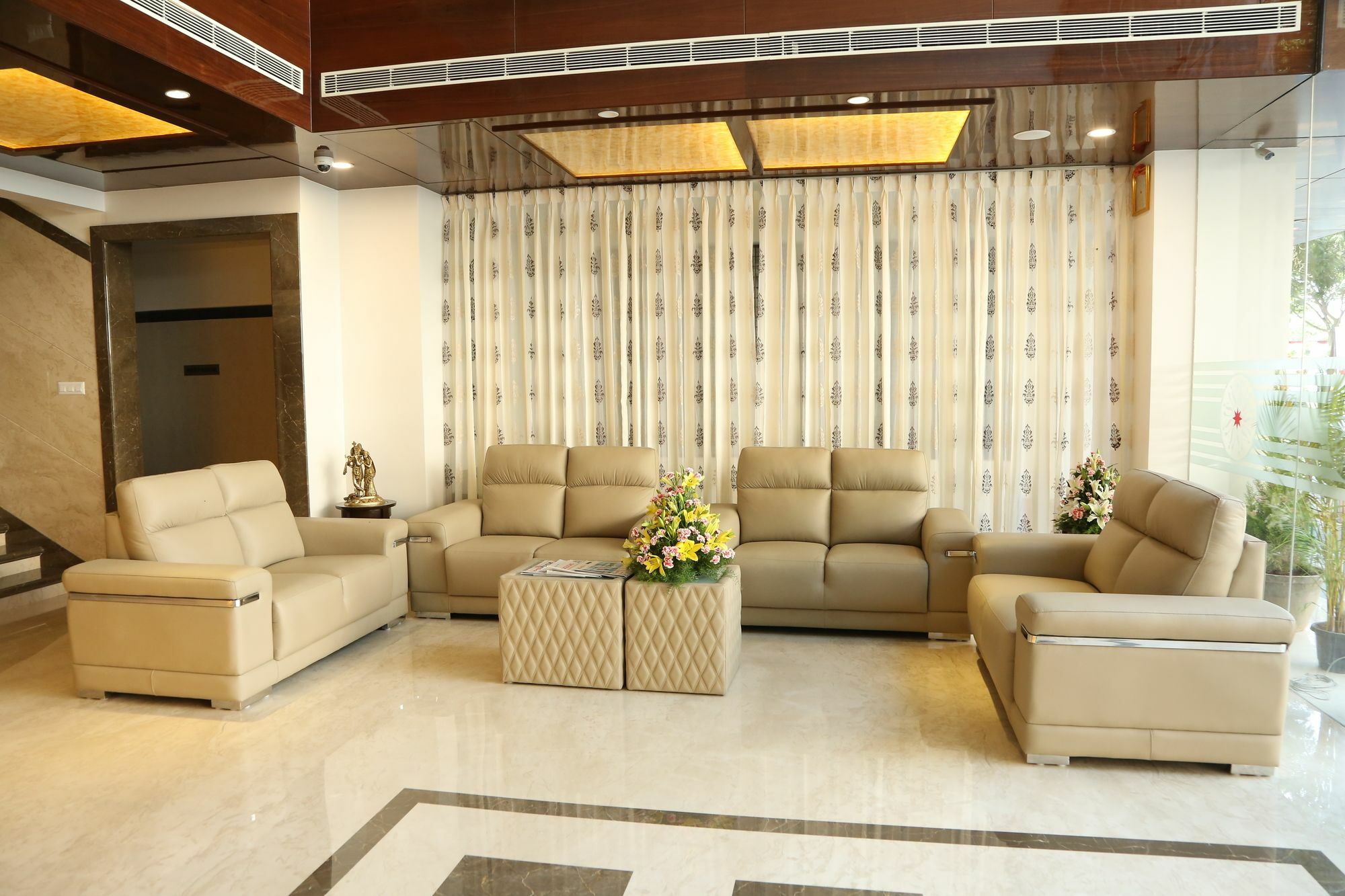 I V Sanctum Hotel Μπανγκαλόρ Εξωτερικό φωτογραφία