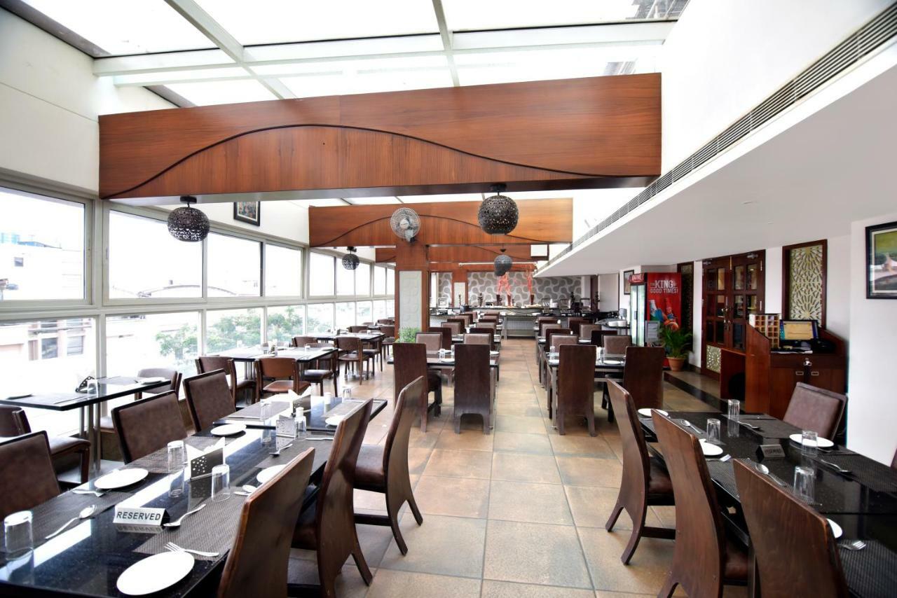 I V Sanctum Hotel Μπανγκαλόρ Εξωτερικό φωτογραφία