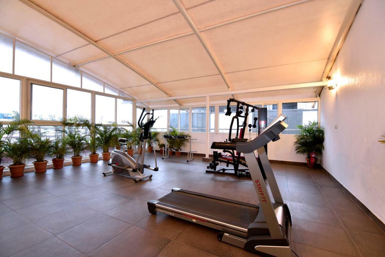 I V Sanctum Hotel Μπανγκαλόρ Εξωτερικό φωτογραφία