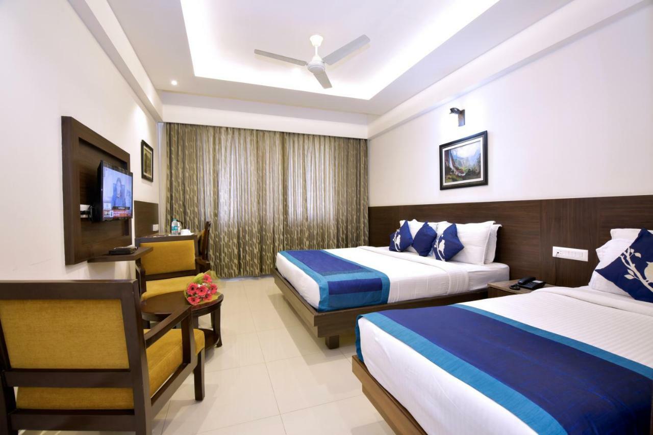 I V Sanctum Hotel Μπανγκαλόρ Εξωτερικό φωτογραφία